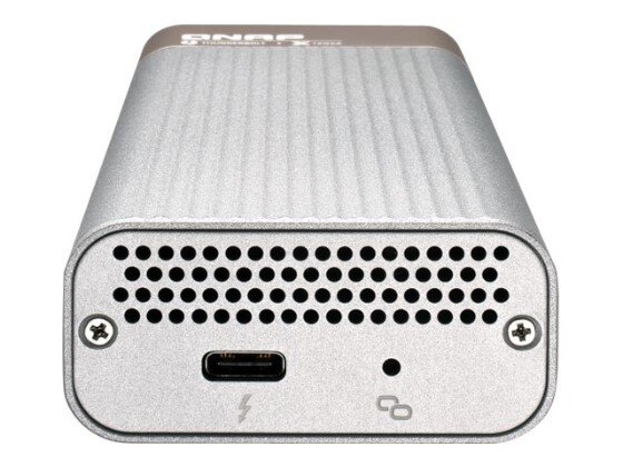 QNAP SINGLE PORT THUNDERBOLT3 TO SINGLE PORT 10GbE-preview.jpg